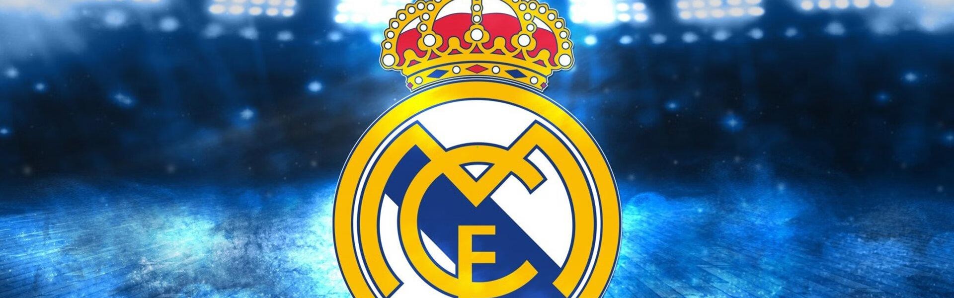 爱游戏官网：C罗梅开二度助球队逆转，葡萄牙巨星再创历史纪录