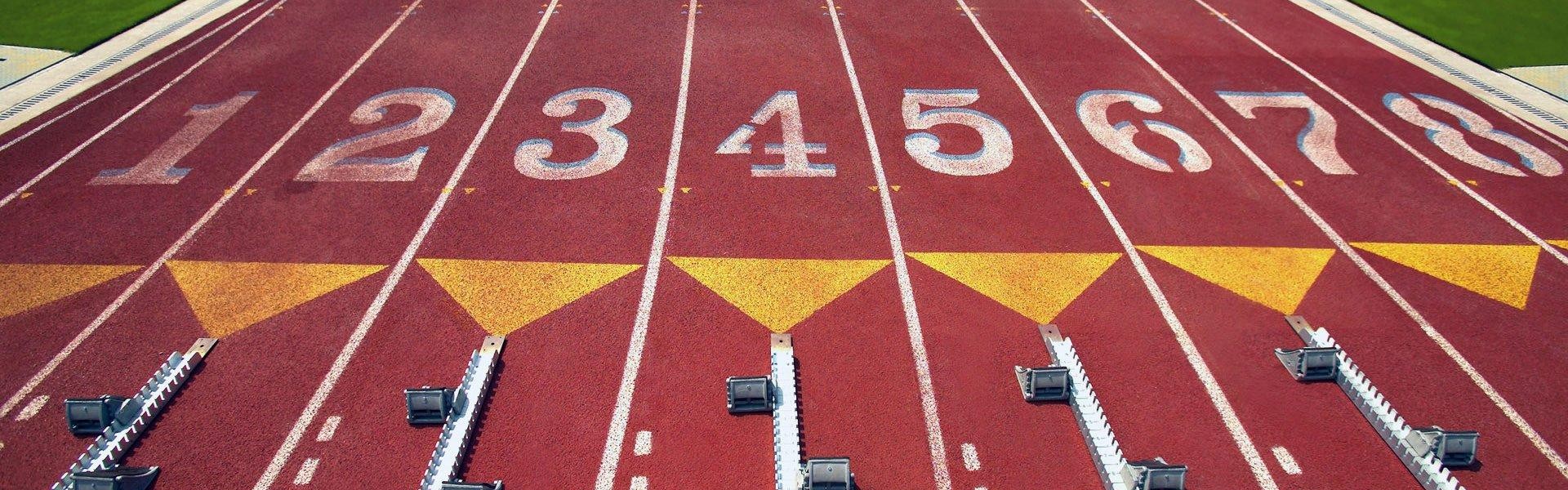 【爱游戏官网】黑马逆袭！无名小将爆冷击败世界冠军，改写赛事历史