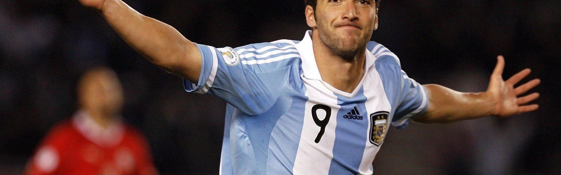 爱游戏官方入口|电竞产业蓬勃发展，全球赛事掀起新热潮