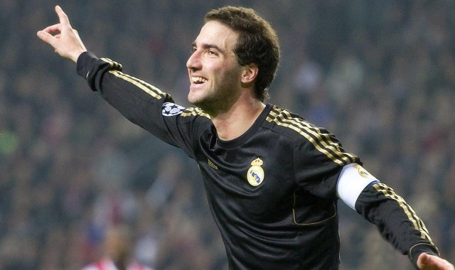 爱游戏体育|全运会盛大开幕 健儿齐聚展风采 新星老将共逐梦