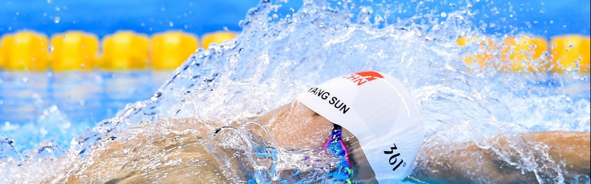 爱游戏官网-德甲联赛激战正酣，拜仁慕尼黑紧追勒沃库森争冠悬念再起