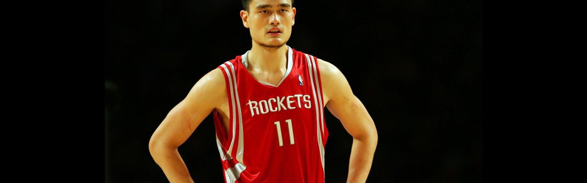 爱游戏-王者归来！传奇战队成功卫冕，再夺冠军荣耀