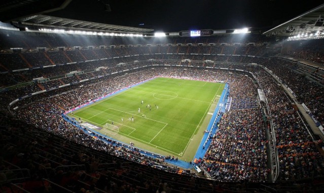 爱游戏官方入口-国乒包揽世乒赛五冠 马龙樊振东巅峰对决创收视新高