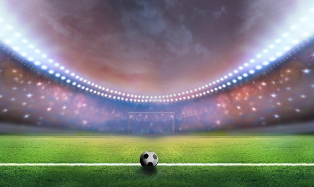 爱游戏官方入口|百米飞人巅峰对决，新星闪耀 传奇延续